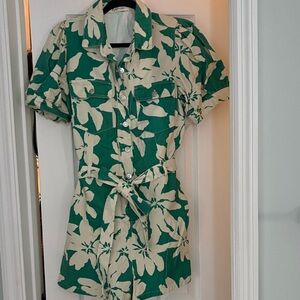 Elegant Green and Cream Floral Button Down Shirt